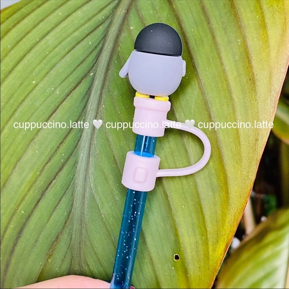 💖NEW💖Penguin Pink Reusable Silicone Straw Topper Cover - Picture 2 of 4